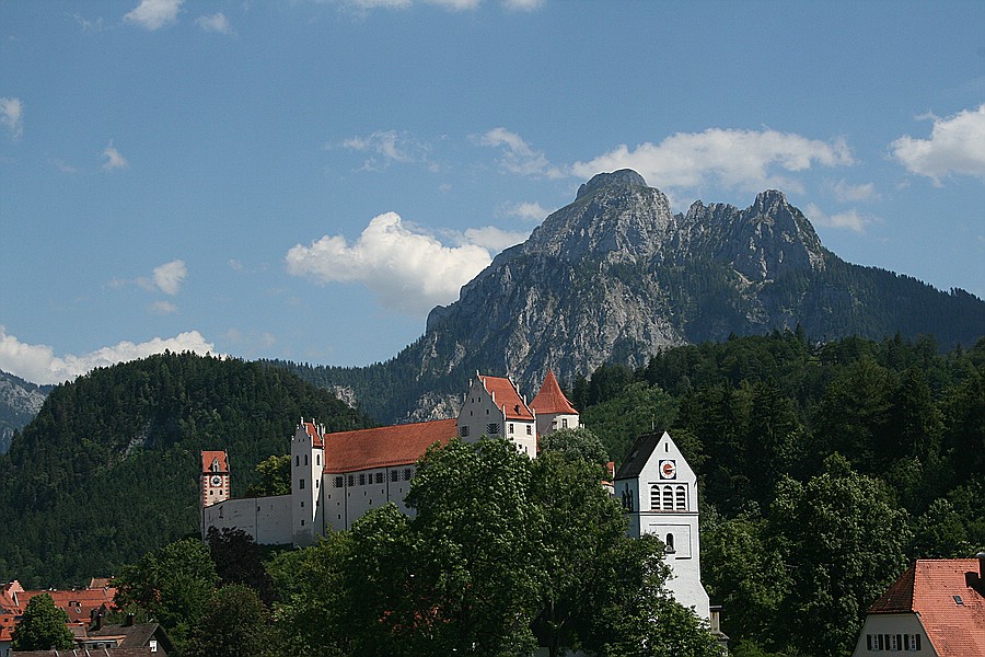 Haus Antonie - Ferienwohnungen in Füssen im Allgäu - Hohes Schloss mit Säuling