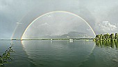 Haus Antonie - Ferienwohnungen in Füssen im Allgäu - Regenbogen ueberm Schloss Neuschwanstein